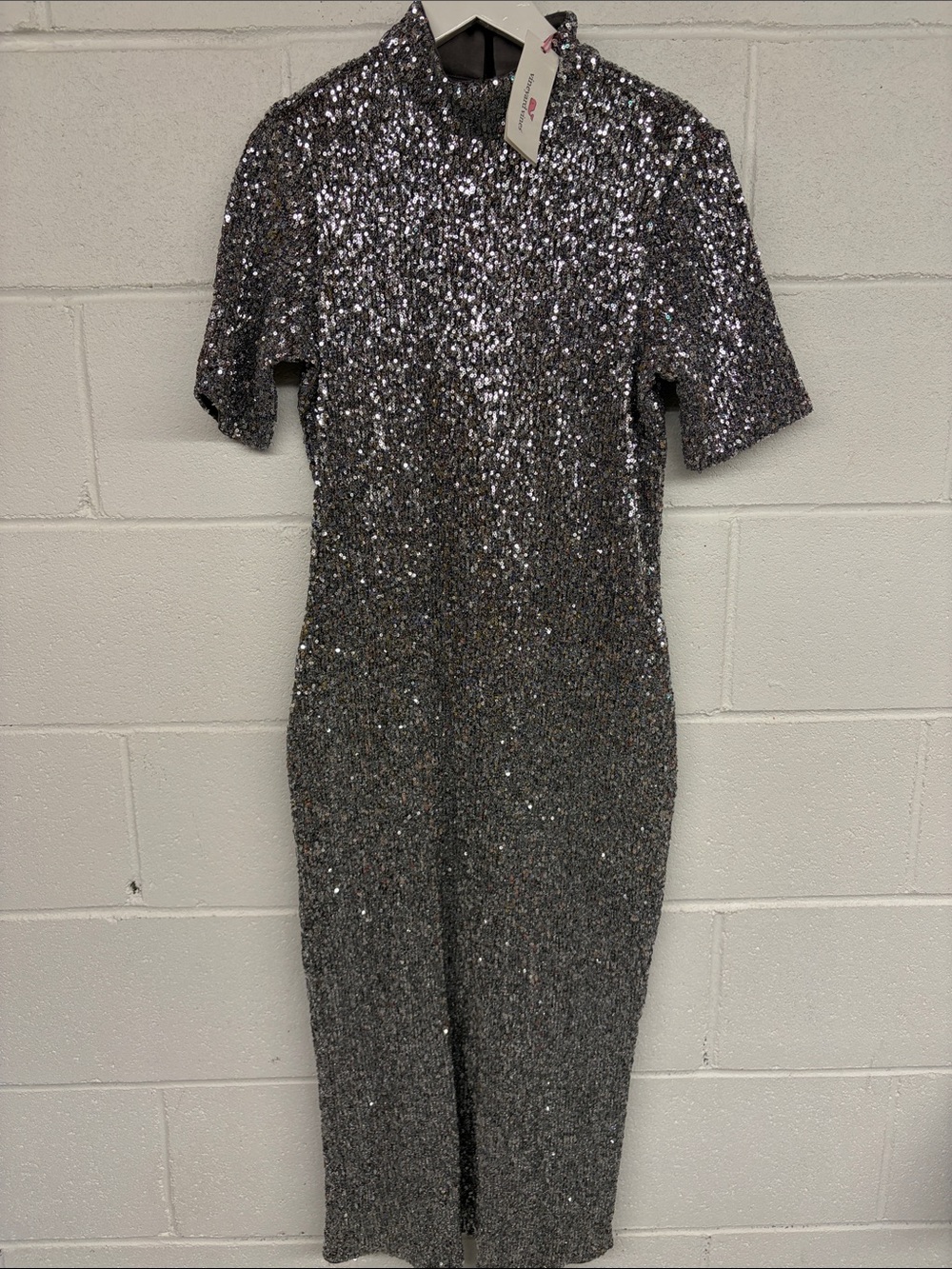 Xs nwt vineyard vines sexy $198 Sequin Midi Dress with High Neck Silver stretch